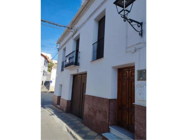 Chalet independiente en venta en , Riogordo photo 1