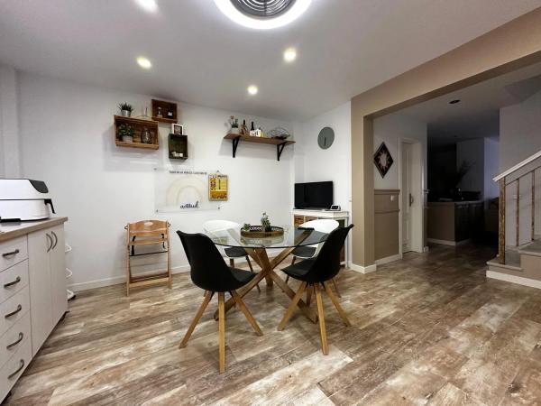 Detached villa for sale in  Calle Loja, Vélez-Malaga photo 1