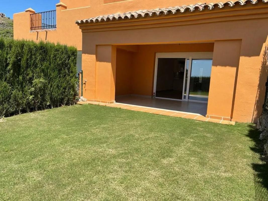 Venta de chalet independiente en Calle Felisa de Cortes, Benahavís
photo 1