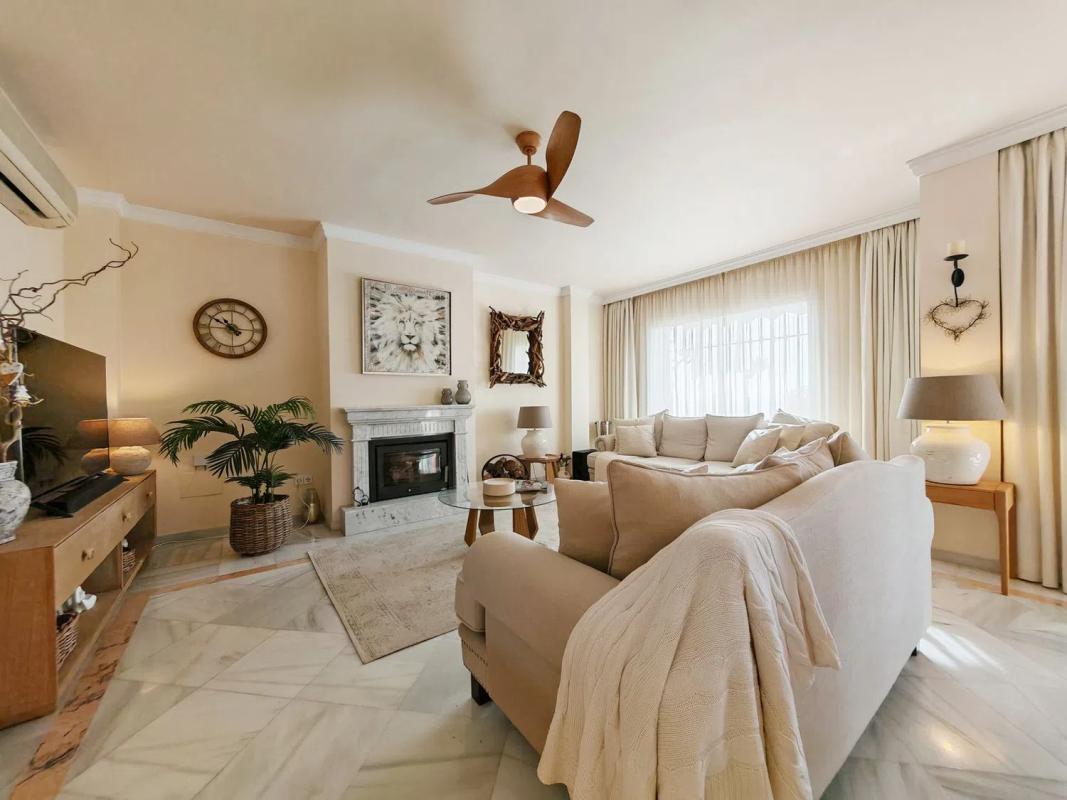 Venta de chalet independiente en Barrio Riviera del Sol, Mijas
photo 2