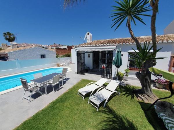 Detached villa for sale in Barrio Sitio de Calahonda, Mijas photo 1