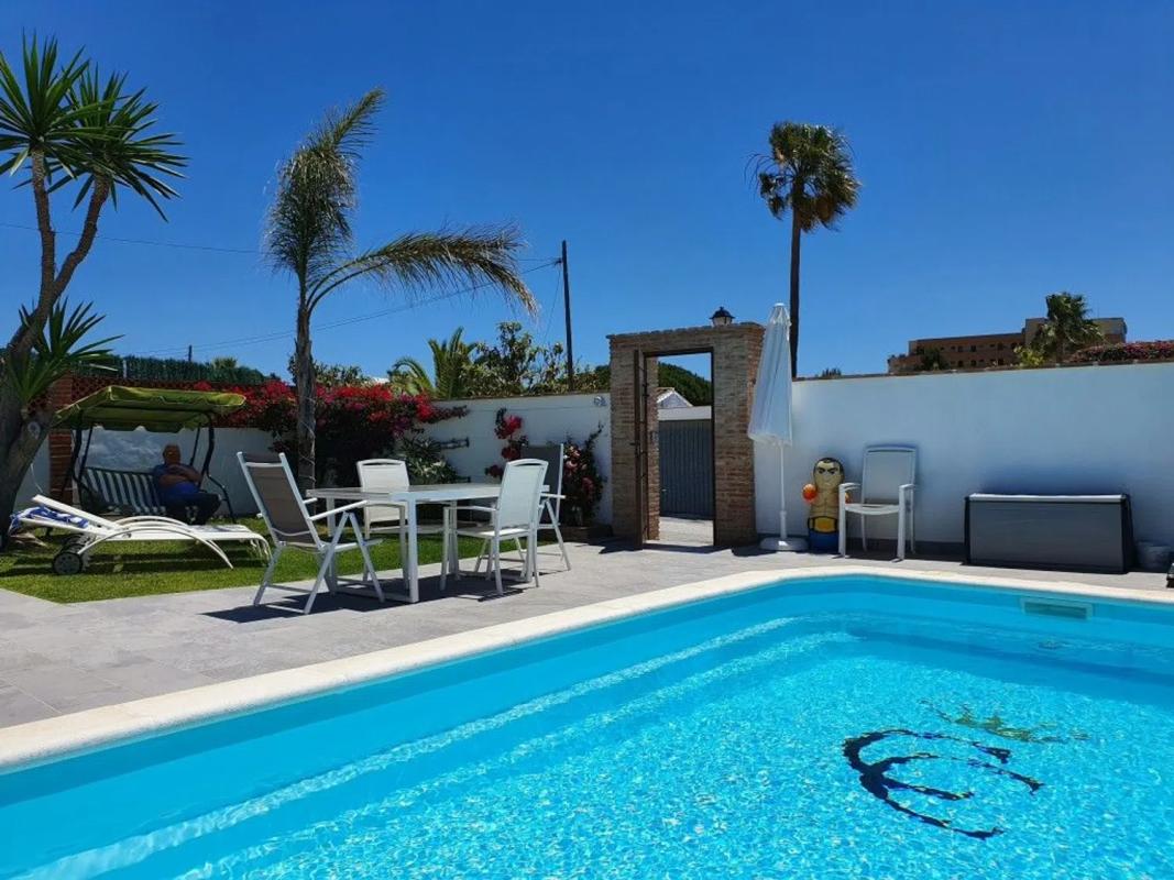 Sprzedaż niezależnego domku jednorodzinnego w Barrio Sitio de Calahonda, Mijas photo 3
