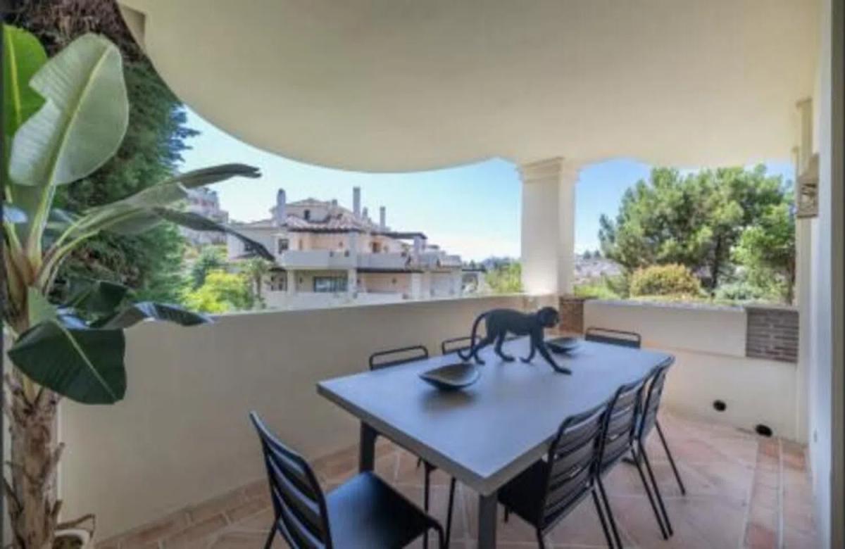 Venta de piso en Urbanización Capanes Norte, Benahavís
photo 5