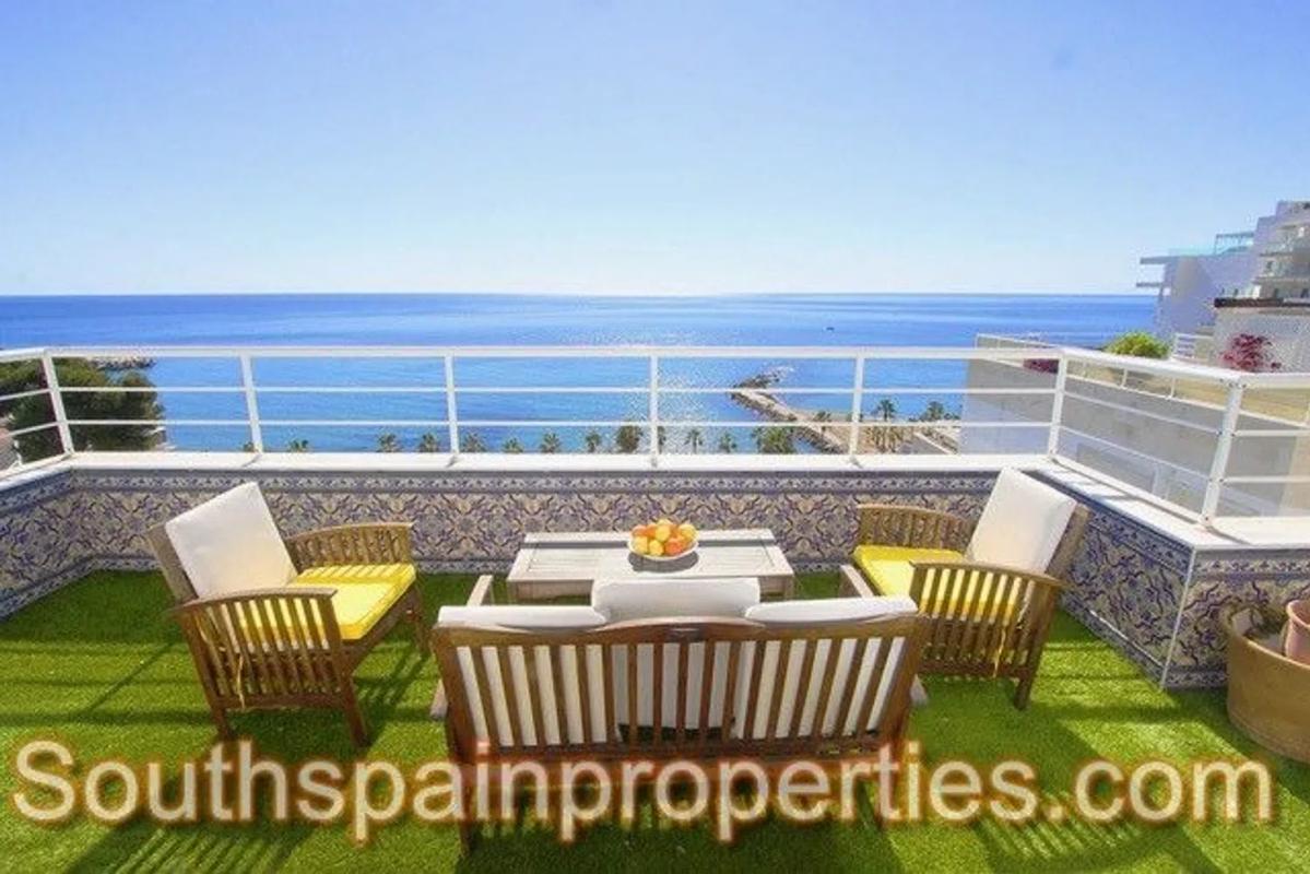 Penthouse sale in Calle Llano de San Ramón, Marbella photo 1