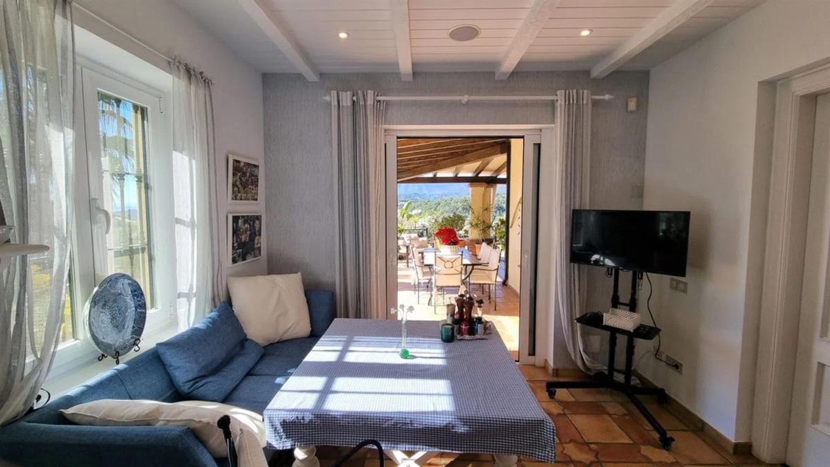 Venta de chalet independiente en Vía, Benahavís
photo 3