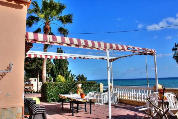 Detached villa for sale in , Benajarafe photo 1