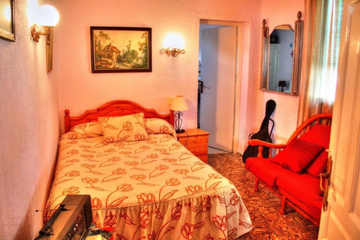 Продажа отдельного шале в , Бенахарафе photo 4