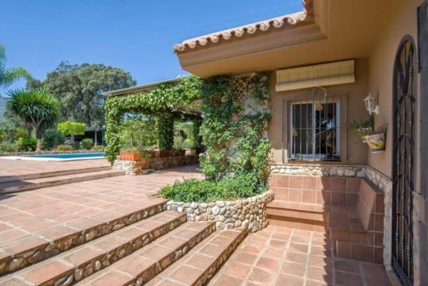 Chalet independiente en venta en Ardelejos - Cuesta de la Palma - Buenavista, Alhaurín el Grande photo 1