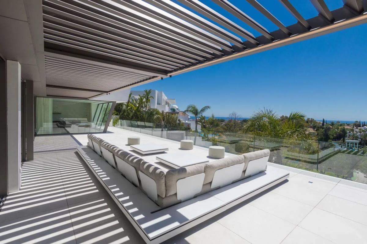 Venta de chalet independiente en Calle Hernan Cortes, Benahavís
photo 1