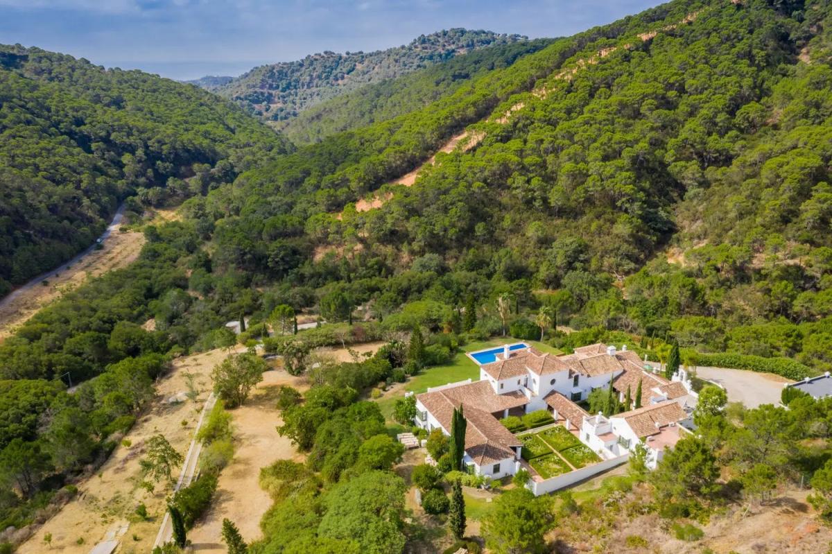 Venta de chalet independiente en Barrio El Velerín, Estepona
photo 5