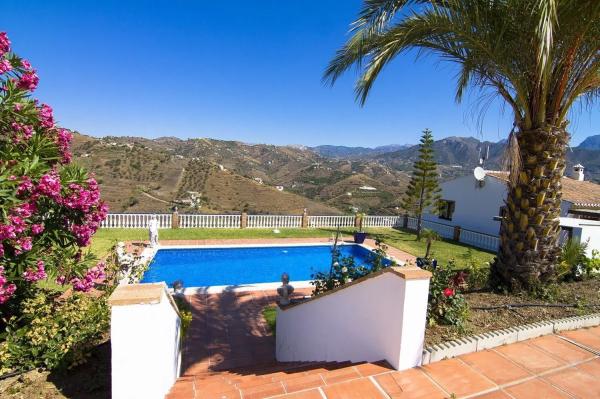 Коттедж на продажу в  Torrox Pueblo, Torrox photo 4
