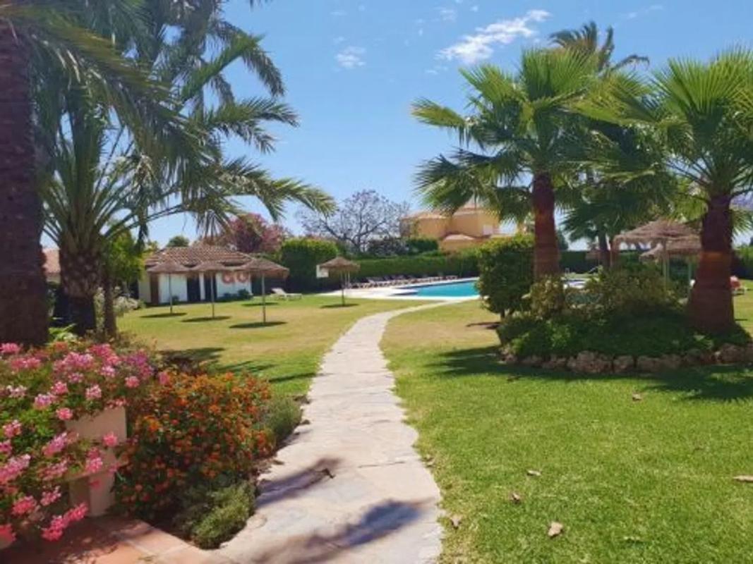 Продажа квартиры на Calle Aguamarina, 1, Эстепона
 photo 5