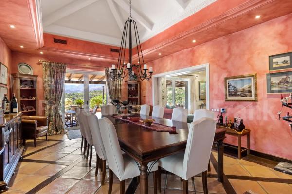 Chalet independiente en venta en  Montemayor-Marbella Club, Benahavís photo 4