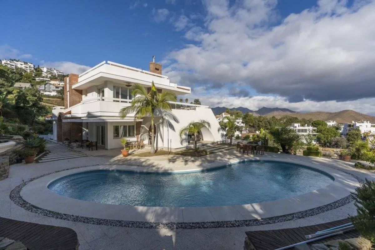 Venta de chalet independiente en La Mairena, Ojén
photo 1