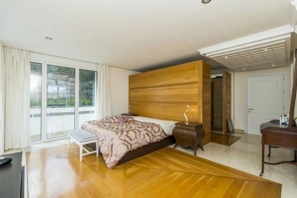 Chalet independiente en venta en La Mairena, Ojén thumbnail 2
