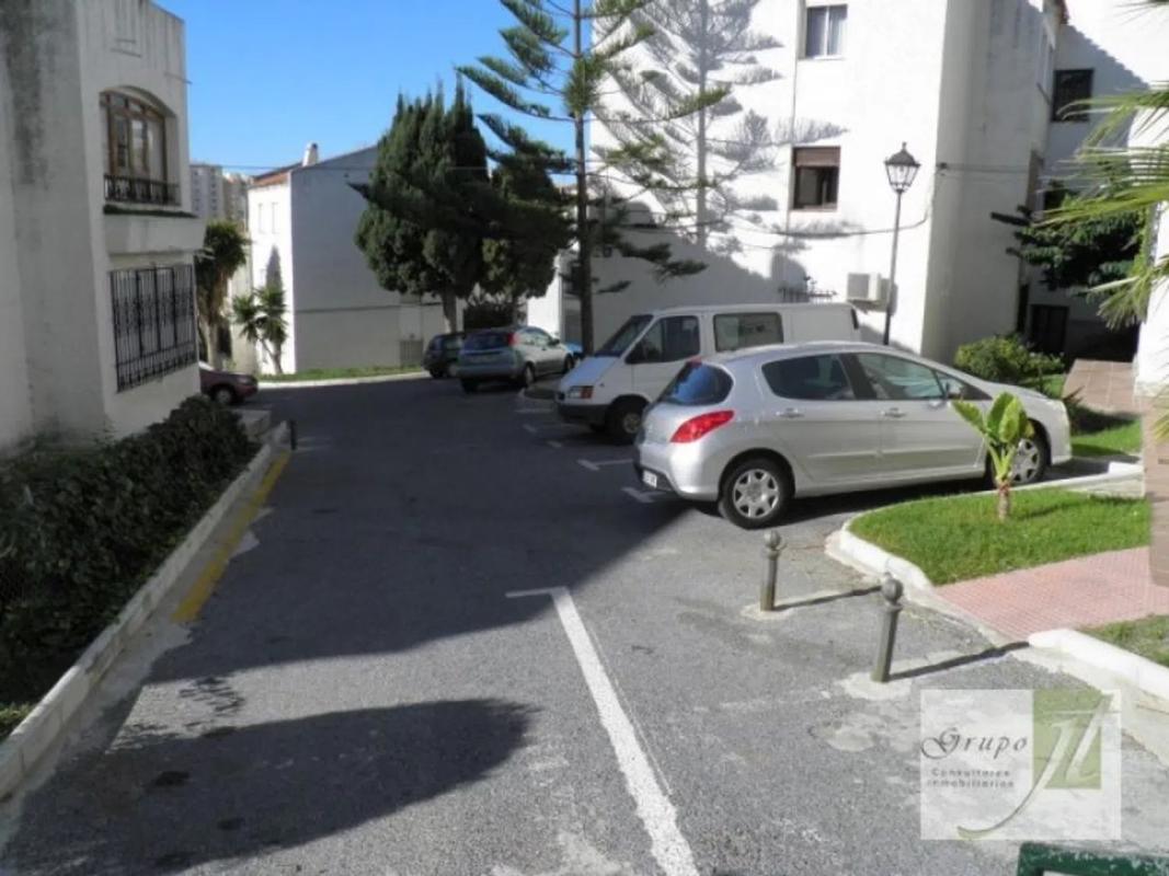 Venta de piso en Barrio Puerto de Estepona, Estepona
photo 3
