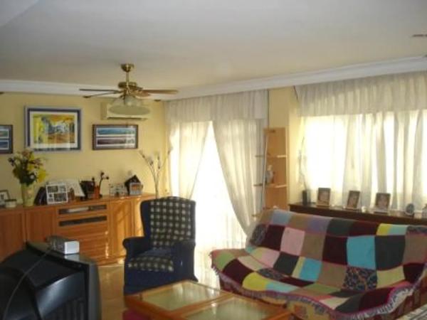 Apartment for sale in  Calle Escritor Antonio Ramos, 3, Málaga photo 4