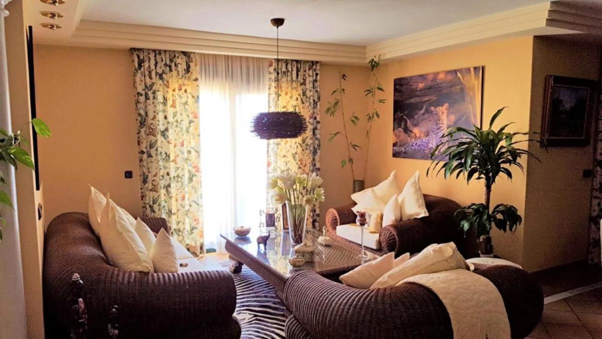 Sale of independent chalet in Barrio Centro, Estepona
photo 5