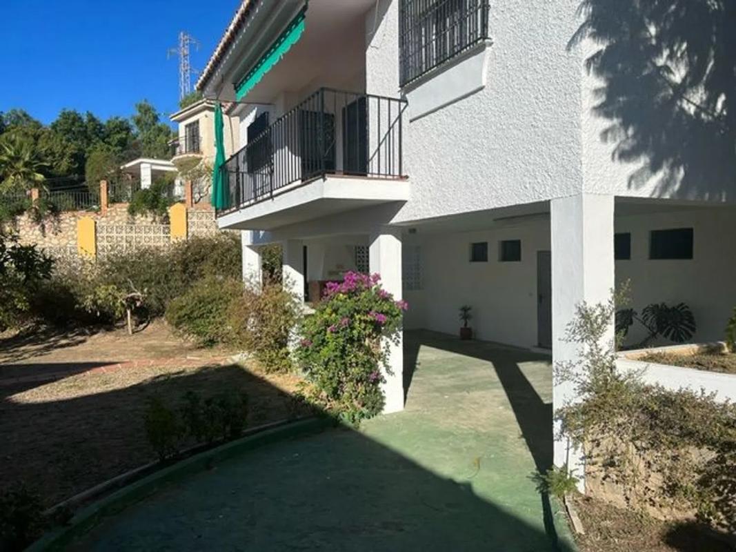 Sale of independent chalet in La Cala del Moral, Rincón de la Victoria
photo 1