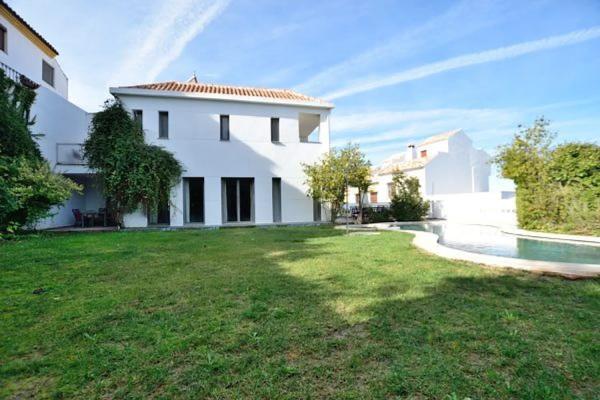 Chalet independiente en venta en San Francisco, Ronda thumbnail 2