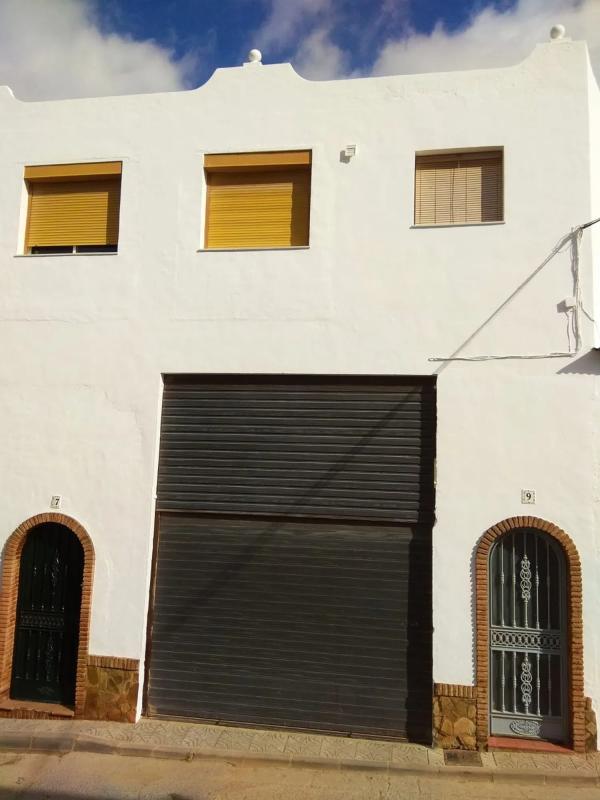 Casa independiente en calle Pablo Ruíz Picasso, 9, Alameda
photo 1