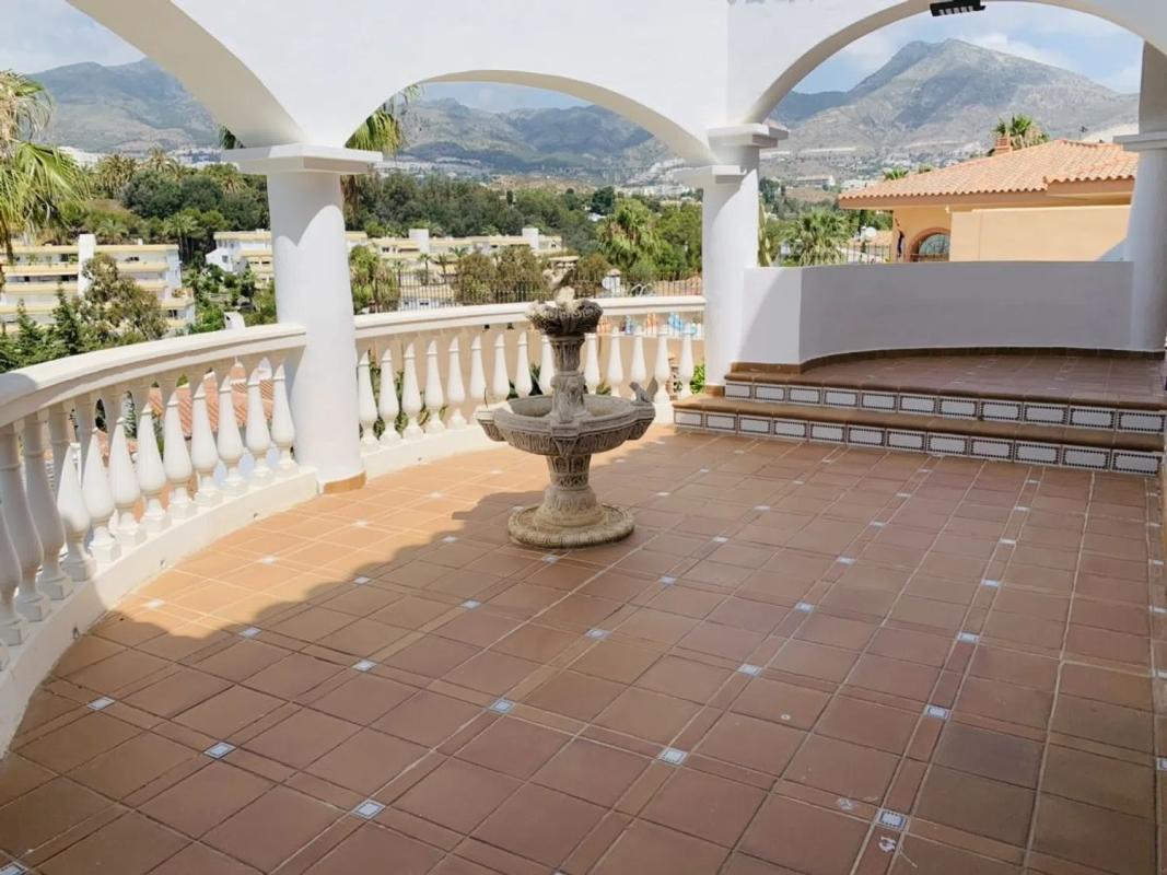 Продажа отдельного шале в Barrio Hacienda Torrequebrada, Бенальмадена photo 5