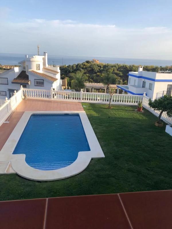 Продажа отдельного шале в Añoreta Golf - Paraíso del Sol, Ринкон-де-ла-Виктория photo 2