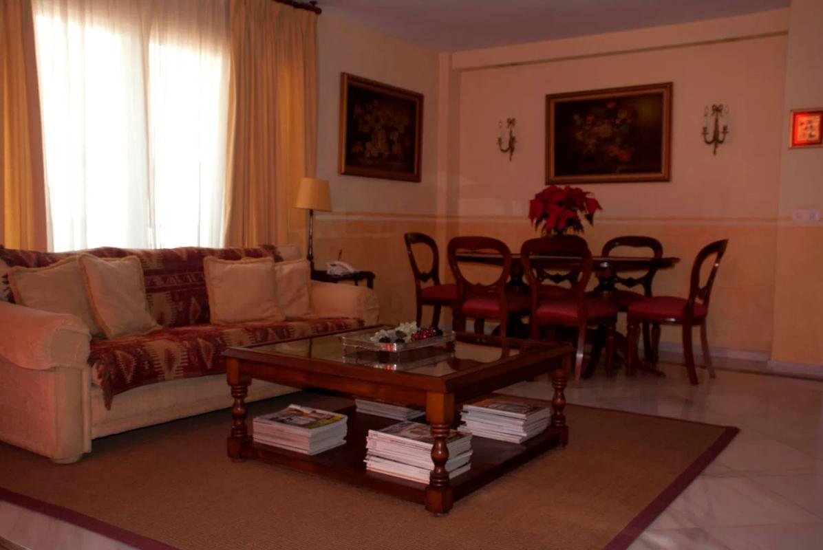 Продажа квартиры на Avenida Ricardo Soriano, 28, Марбелла
photo 2