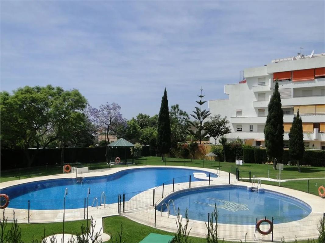Продажа квартиры на Avenida Ciudad de Melilla, 1, Бенальмадена
 photo 2