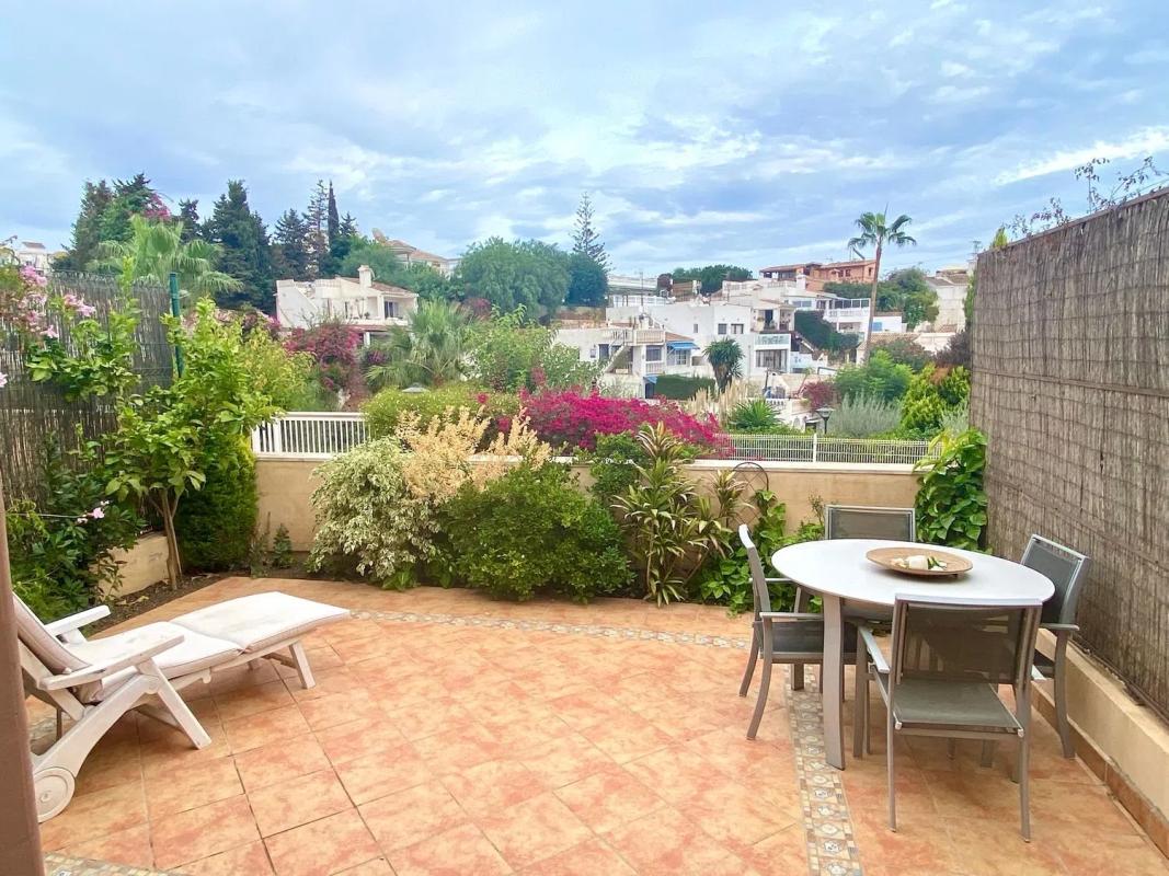Продажа квартиры на Calle Adarves de Calipso, Михас
photo 1