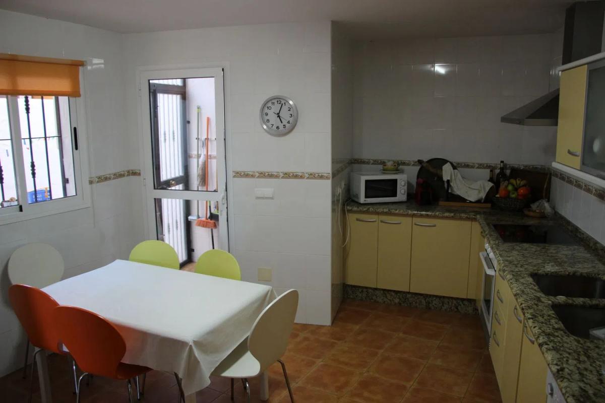 Chalet adosado en Cerro de las Viñas, 73, Alora
photo 3