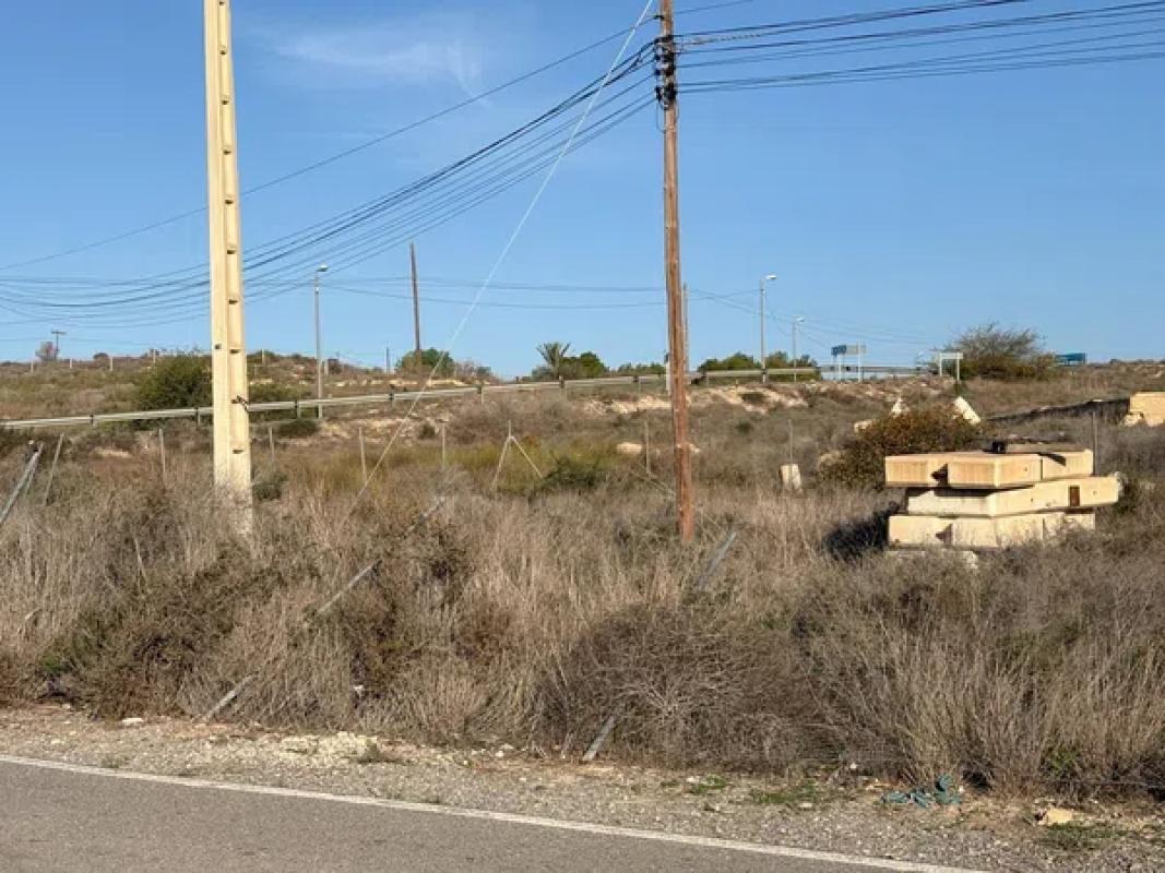 Terreno en venta en Alicante / Alacant, Alicante photo 5