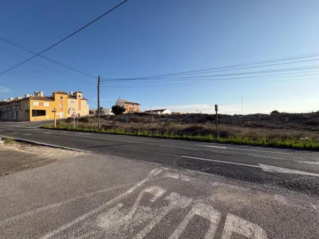 Terreno en venta en Alicante / Alacant, Alicante photo 2