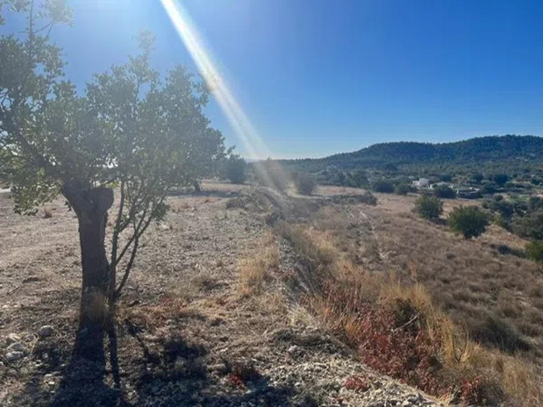 Terreno en venta en Finestrat, Alicante photo 2