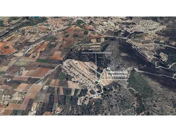 Terreno en Urbanización la Almazara photo 2