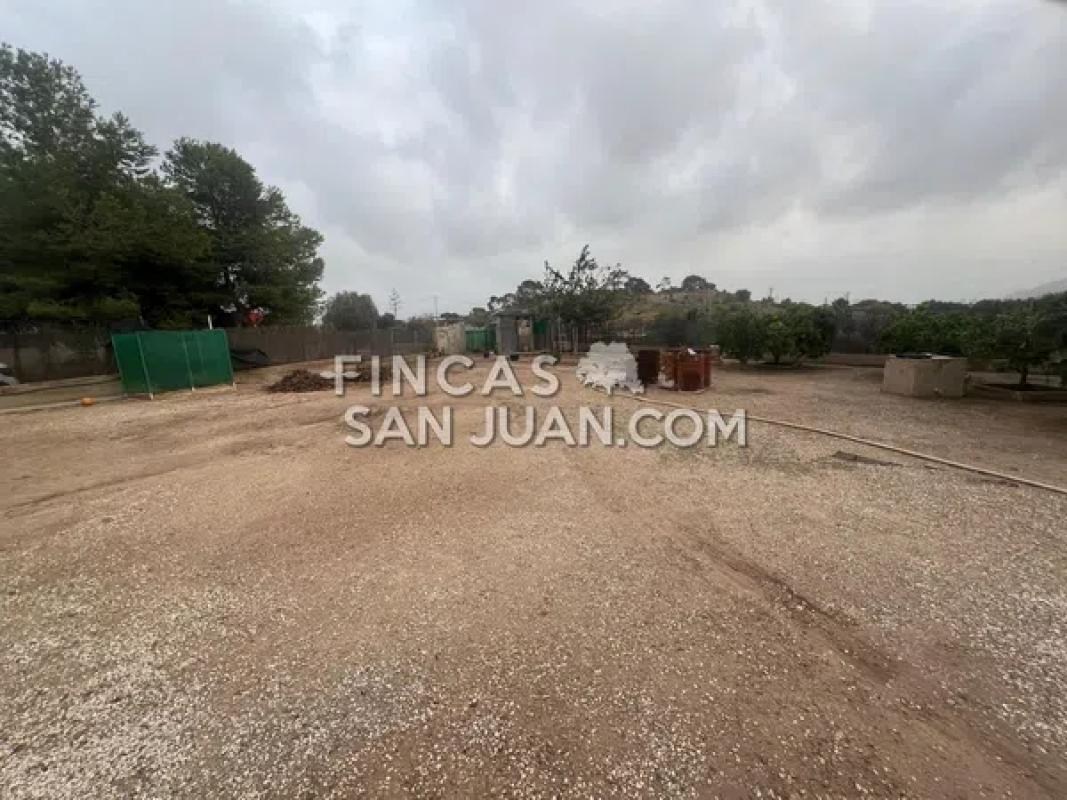 Terreno en venta en Mutxamel, Alicante photo 3