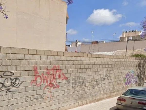 Terreno en calle Echegaray, 47 thumbnail 1