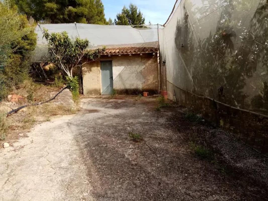 Terreno en venta en Callosa d''En Sarria, Alicante photo 5