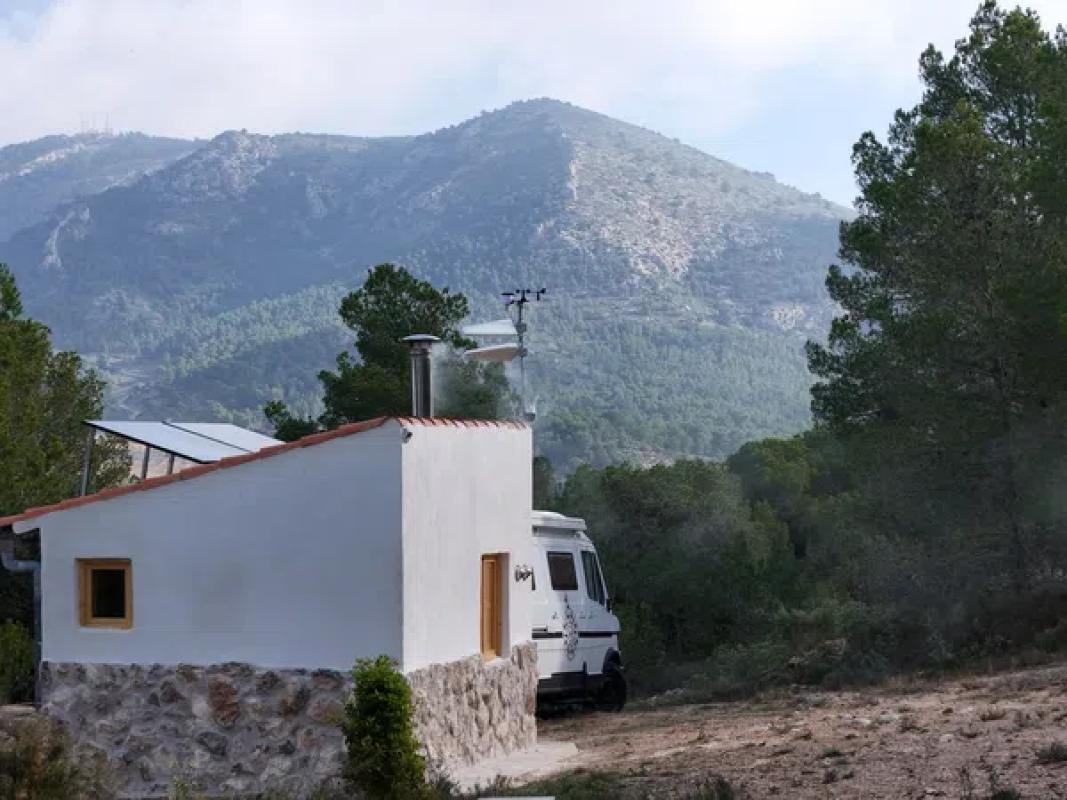 Terreno en venta en Biar, Alicante photo 1