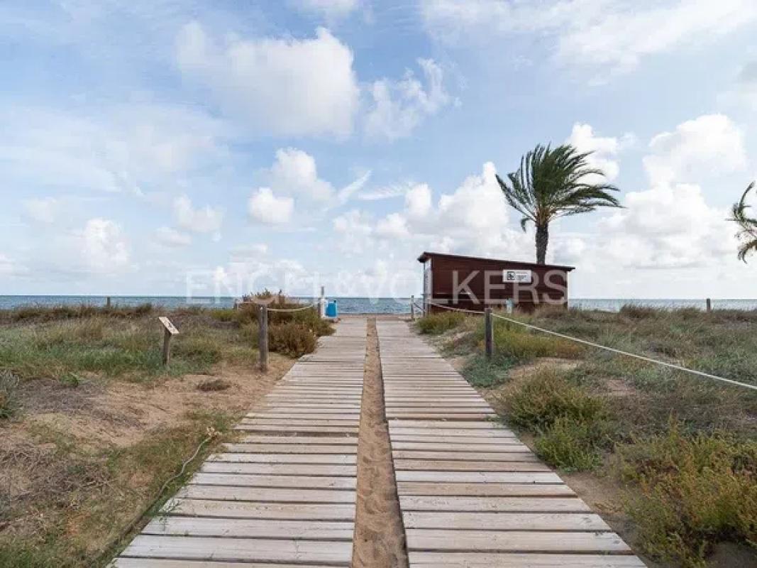 Terreno en venta en Denia, Alicante photo 2