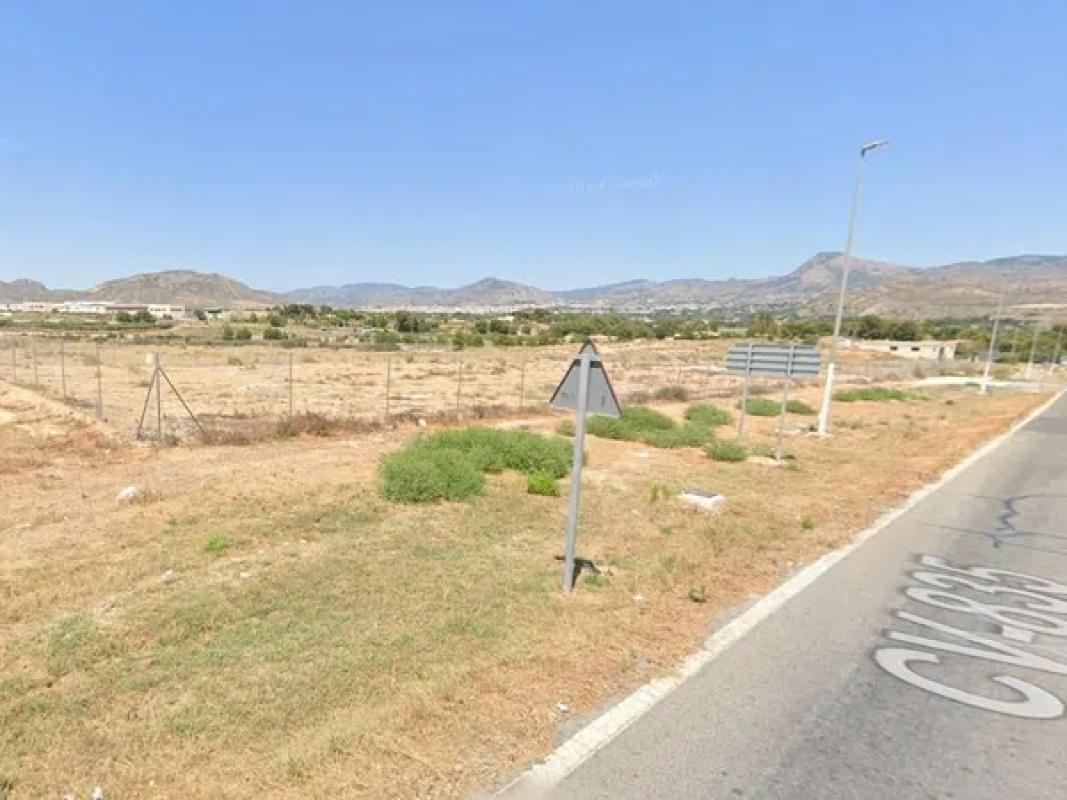 Terreno en venta en Monovar, Alicante photo 5