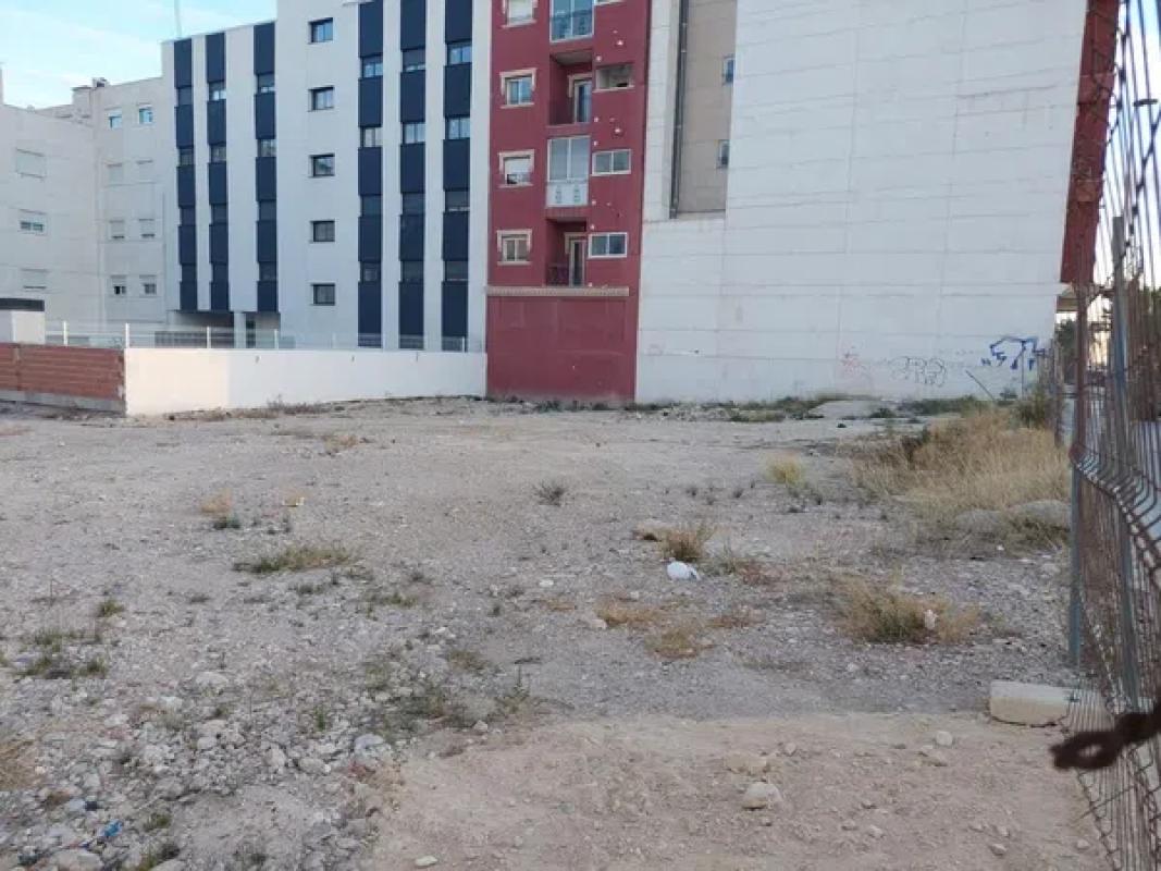 Terreno en venta en Elche / Elx, Alicante photo 2