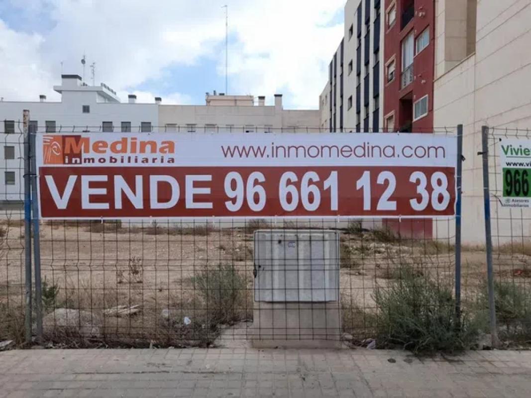 Terreno en venta en Elche / Elx, Alicante photo 3