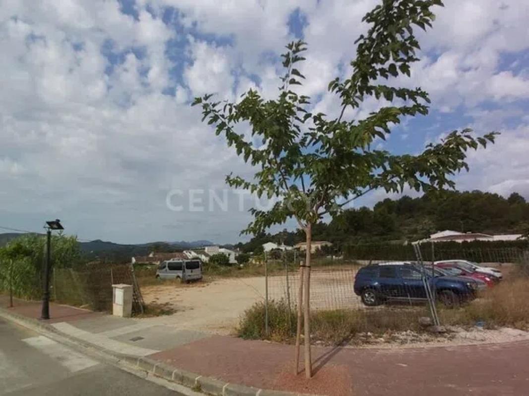 Terreno en venta en Denia, Alicante photo 3