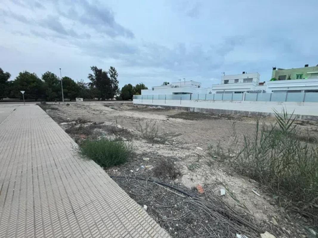 Terreno en venta en Dolores, Alicante photo 3