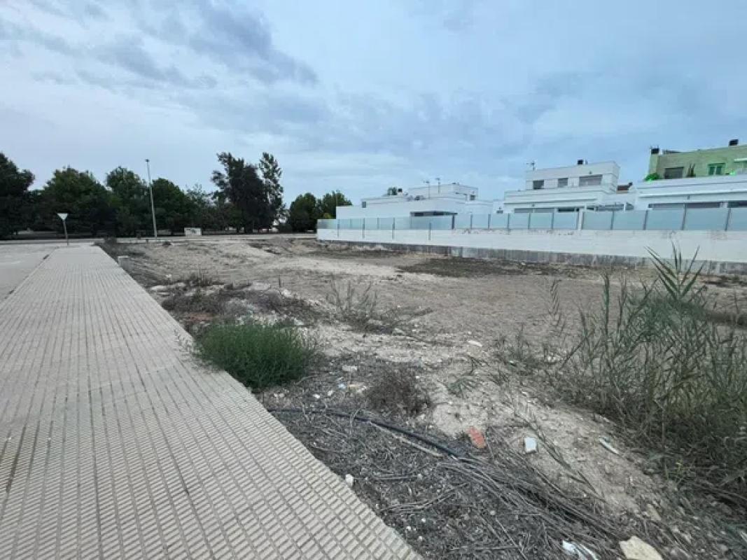 Terreno en venta en Dolores, Alicante photo 4