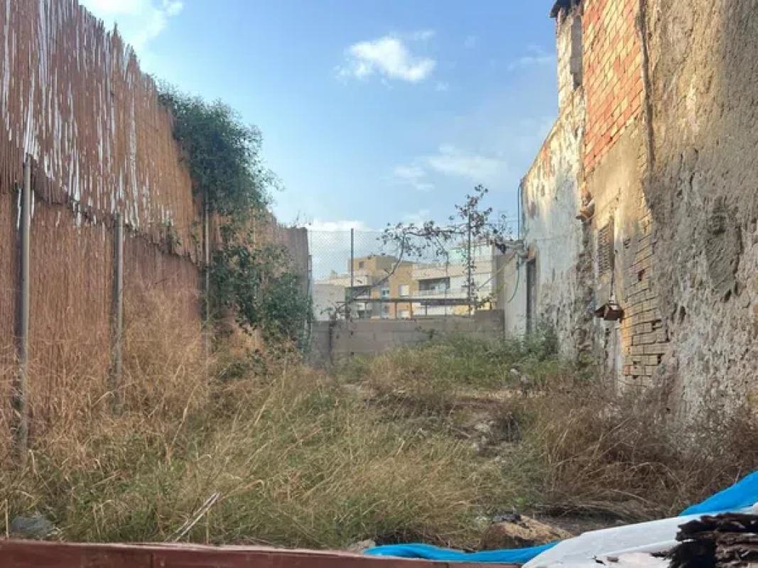 Terreno en venta en Alicante / Alacant, Alicante photo 2