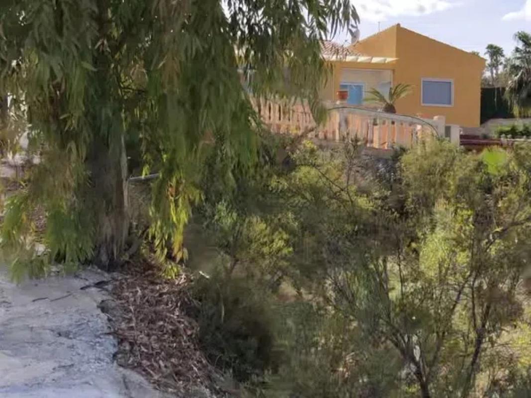 Terreno en venta en El Campello, Alicante photo 2