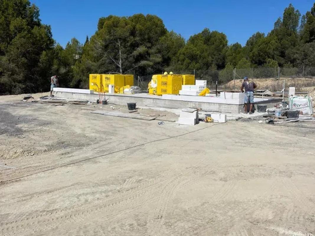 Terreno en venta en Alfaz del Pi, Alicante photo 2