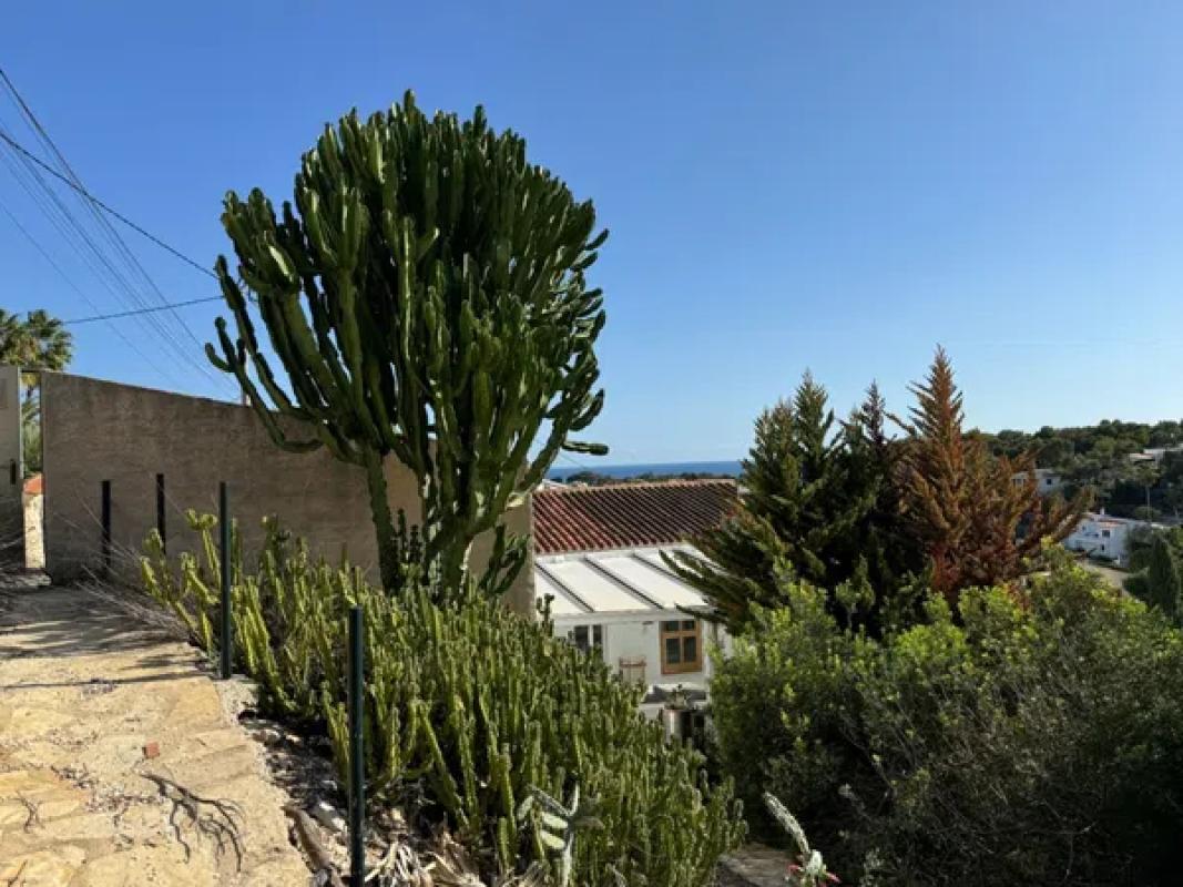 Terreno en venta en Benissa, Alicante photo 3